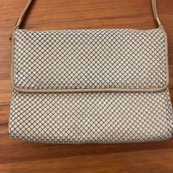 Whiting & Davis Vintage Cream Chainmail Mesh Enamel Crossbody Bag Purse - Picture 9 of 14